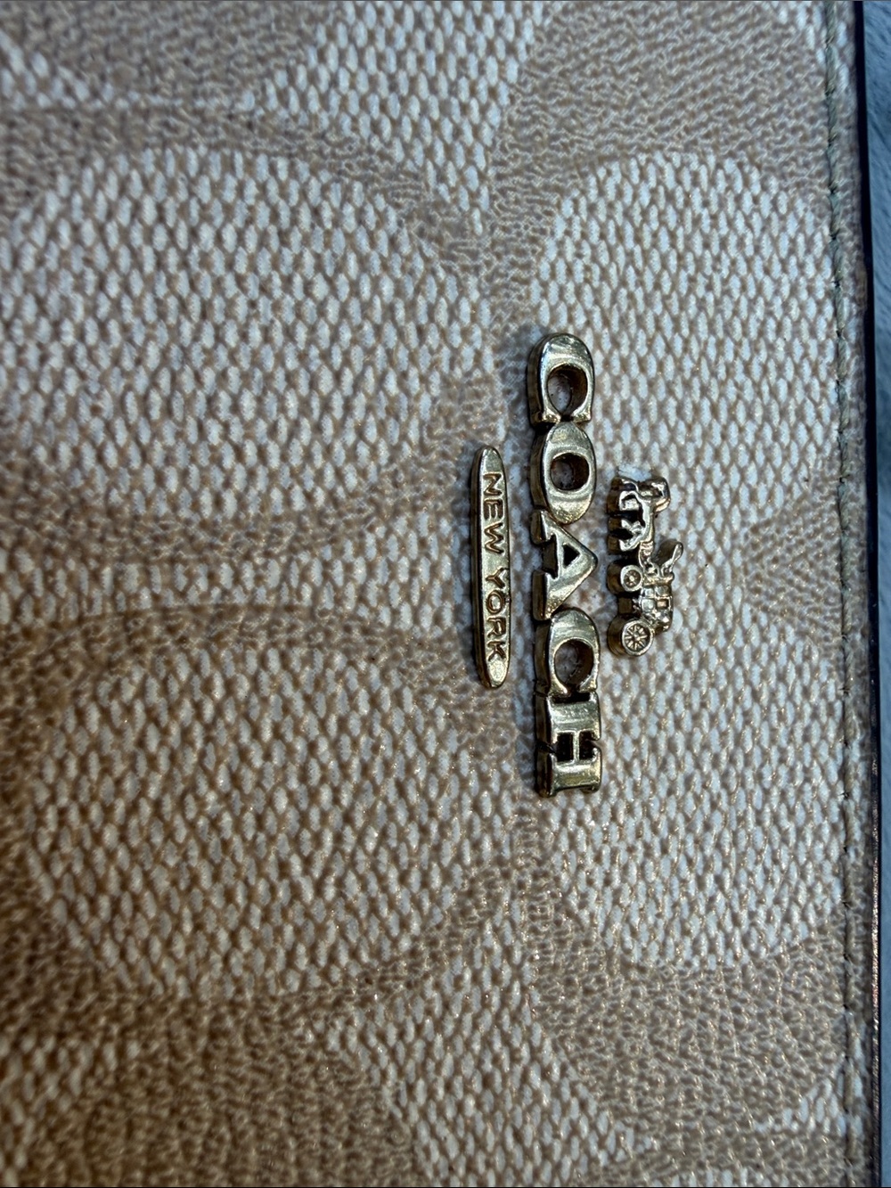 Coach Beige/Chalk Signature Continental Wallet with Gold Logo - Picture 4 of 4
